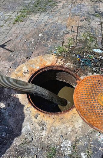 https://blockeddrainsmarangaroo.com.au/uploads/2025/07/blocked-drains-50219.jpg